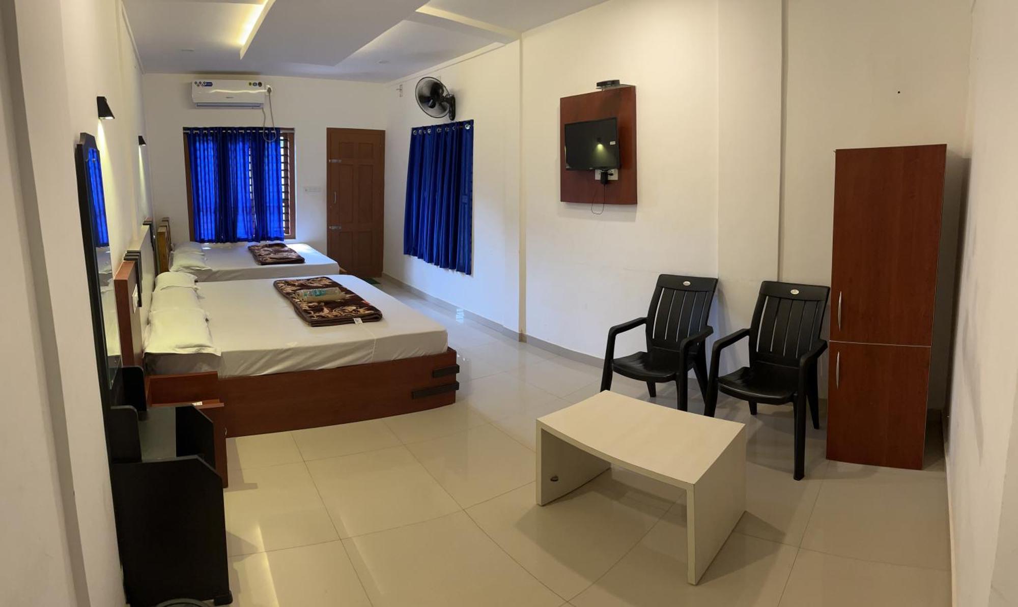 Dakshinakasi Guest House Thirunelly Экстерьер фото