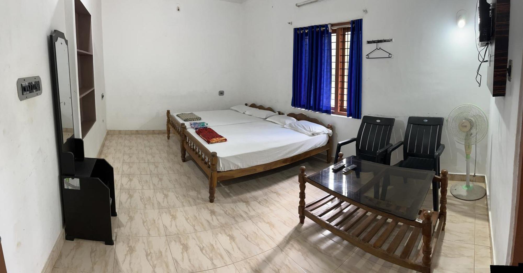 Dakshinakasi Guest House Thirunelly Экстерьер фото